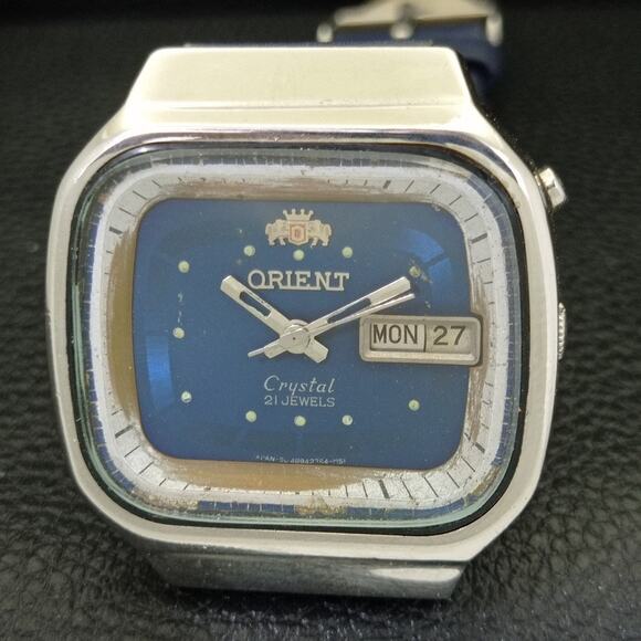 Vintage 1974 Square Orient Automatic Mens Silver Watch W/daydate & Blue accents - Picture 3 of 10